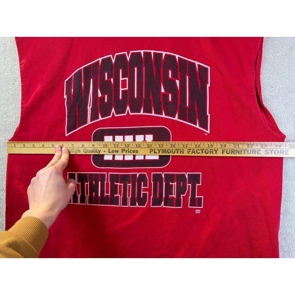 Vtg UW Wisconsin Athletic Dept Tank Top Mens XL Red 20/20 Sport Muscle Tee USA - Picture 7 of 7